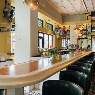 Cute bar area!