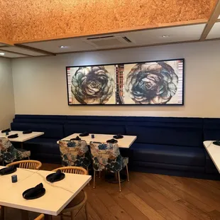 sushi and sashimi, interior