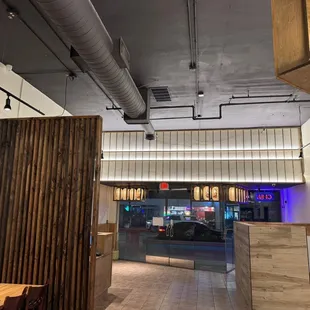 sushi and sashimi, interior