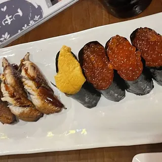 SEA URCHIN SUSHI