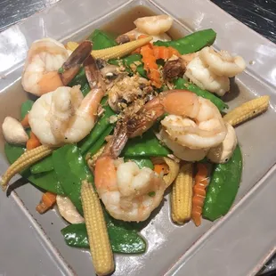 Summer vegetables with shrimp ( snow pea , baby corn , mushroom and carrots)