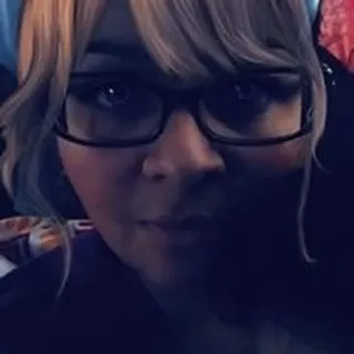 Chabela B.
