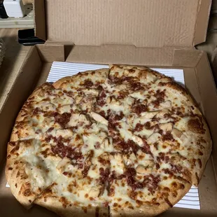 Chicken Bacon Ranch Pizza