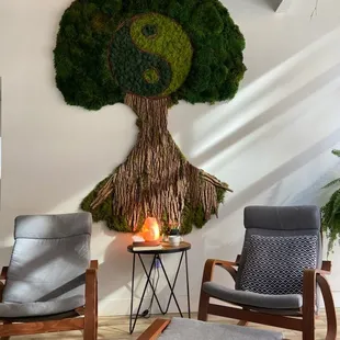 art piece in the relaxation waiting room