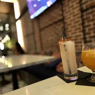 Cocolama &amp; Golden Haze