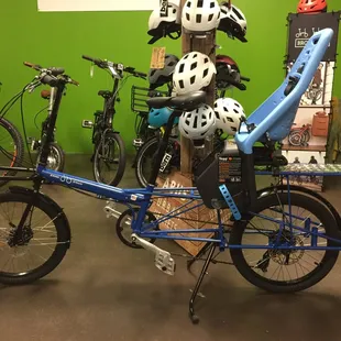 This Haul-A-Day bike is a perfect car alternative for carrying kids, groceries, and frame adjusts to fit riders 4'6"- 6'4"