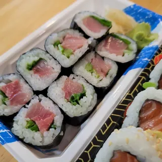 Hamachi Roll