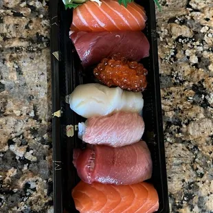 food, sushi and sashimi, sushi, sashimi