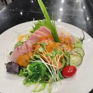 Sashimi Salad
