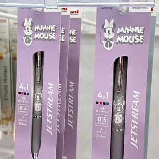 (･‿･)MG Minnie is here too! I have always had a wild obsession for cute 0.5 mm pens since my days of school/college. LOL.