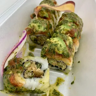 Spicy tuna crunch roll