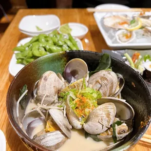 Sake Steamed Clams