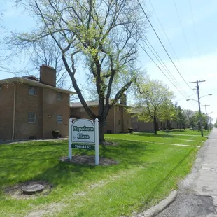 Napolean Plaza 58 Napolean Ave.
