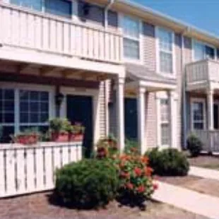 Tuttle Parke at the Crossing  5750 Ebner Circle  Columbus, Ohio