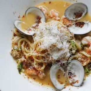 Lemon Bucatini Scampi: GA shrimp, sapelo island clams, garlic, calabrian chili, green onion