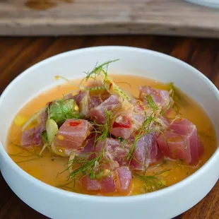 Tuna crudo