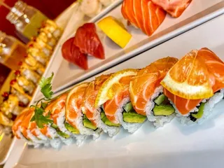 Orange Roll & Sushi