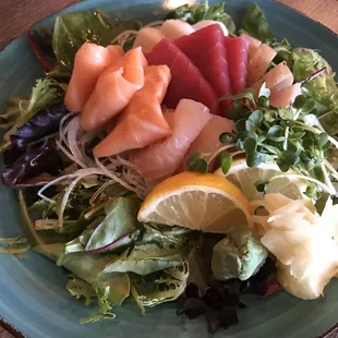 Sashimi salad