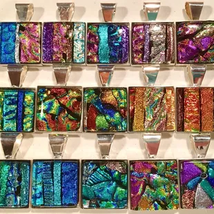 Fused glass pendants by KF-Designs in soooo many colors!