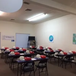 Eclipse CPR has two large corporate classrooms open to the public. We provide (BLS) CPR for medical professionals, First Aid, ACLS and PALS.