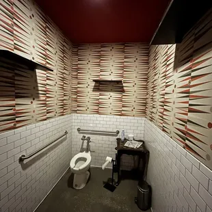Backgammon Bathroom