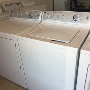 GE Washer Extra Large Capacity Stainless Steel Tub and Electric Dryer $689