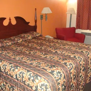 Guest Room with One King Bed