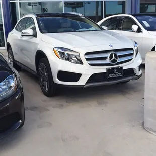 I want this one please!