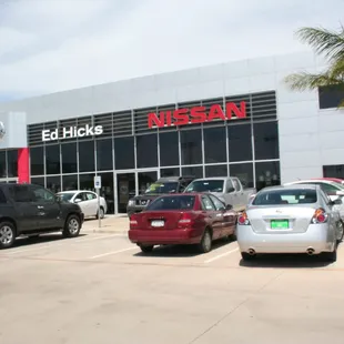 Nissan Main Store