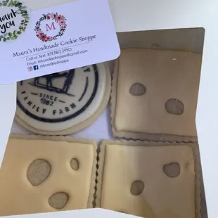 Fantastic cookie vendor. Her cookie, grandmother's recipe, are truly delicious