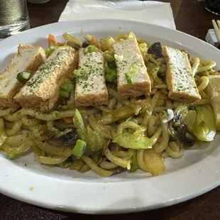 Curry noodle with tofu