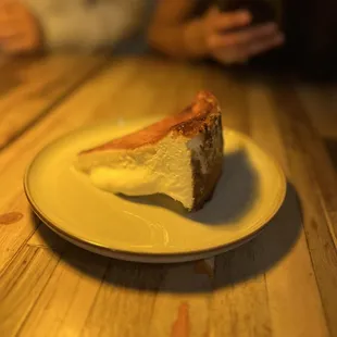 Burnt basque cheesecake