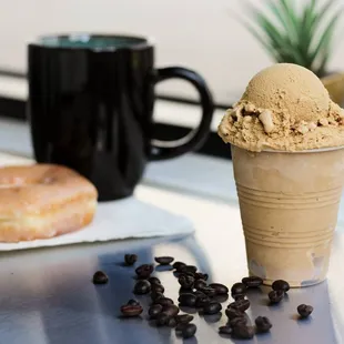 Coffee N&apos; Donuts Gelato
