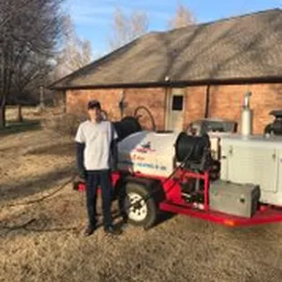 Cleaning drainline with hydro jett