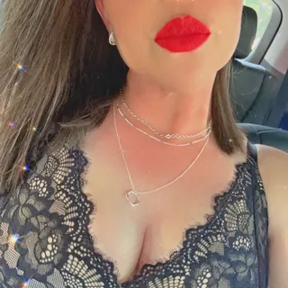 Vanessa G.