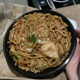 Chicken Lo Mein