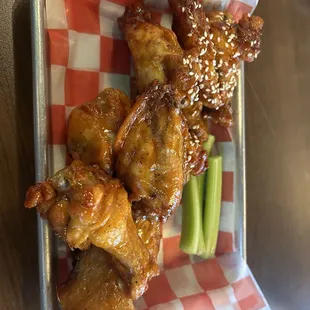 Gochujang &amp; spiny honey garlic - 1 lb. Meh