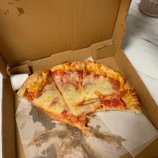 This is what the &quot;pepperoni pizza&quot; looked like