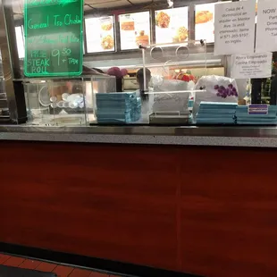 sushi and sashimi, interior