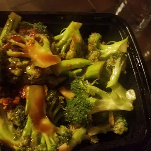 No sauce in the container.