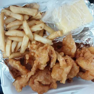 10 piece shrimp with fries and Mac &amp; cheese. Cornbread