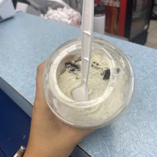 Cookies &amp; cream custard- small