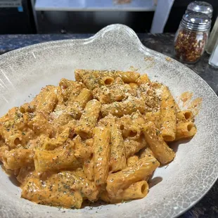 Ziti with the house vodka sauce.