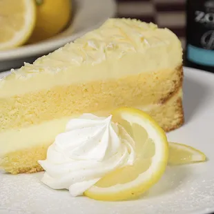 Limoncello Cake