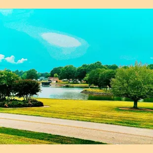 A view taken outside of Eddie's  : Instagram: @leeangel_photography