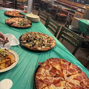 Very good pizza !! Wings great!!!