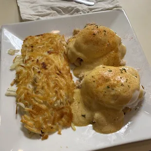 Eggs Benedict with crab meat
