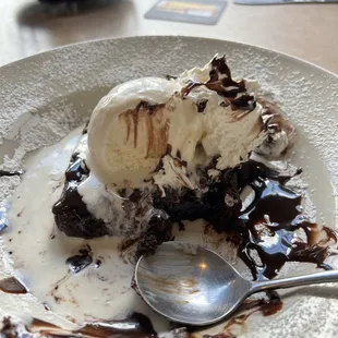Brownie Sundae