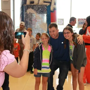 BOBBY BONES SHOW MEET &amp; GREET