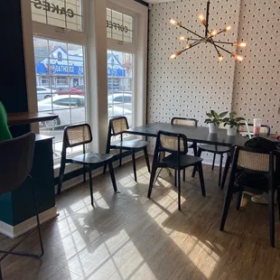 Tables of varying sizes inside